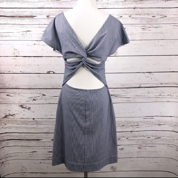 Theory | Andrizza Pinstripe Dress - Picture 3 of 6